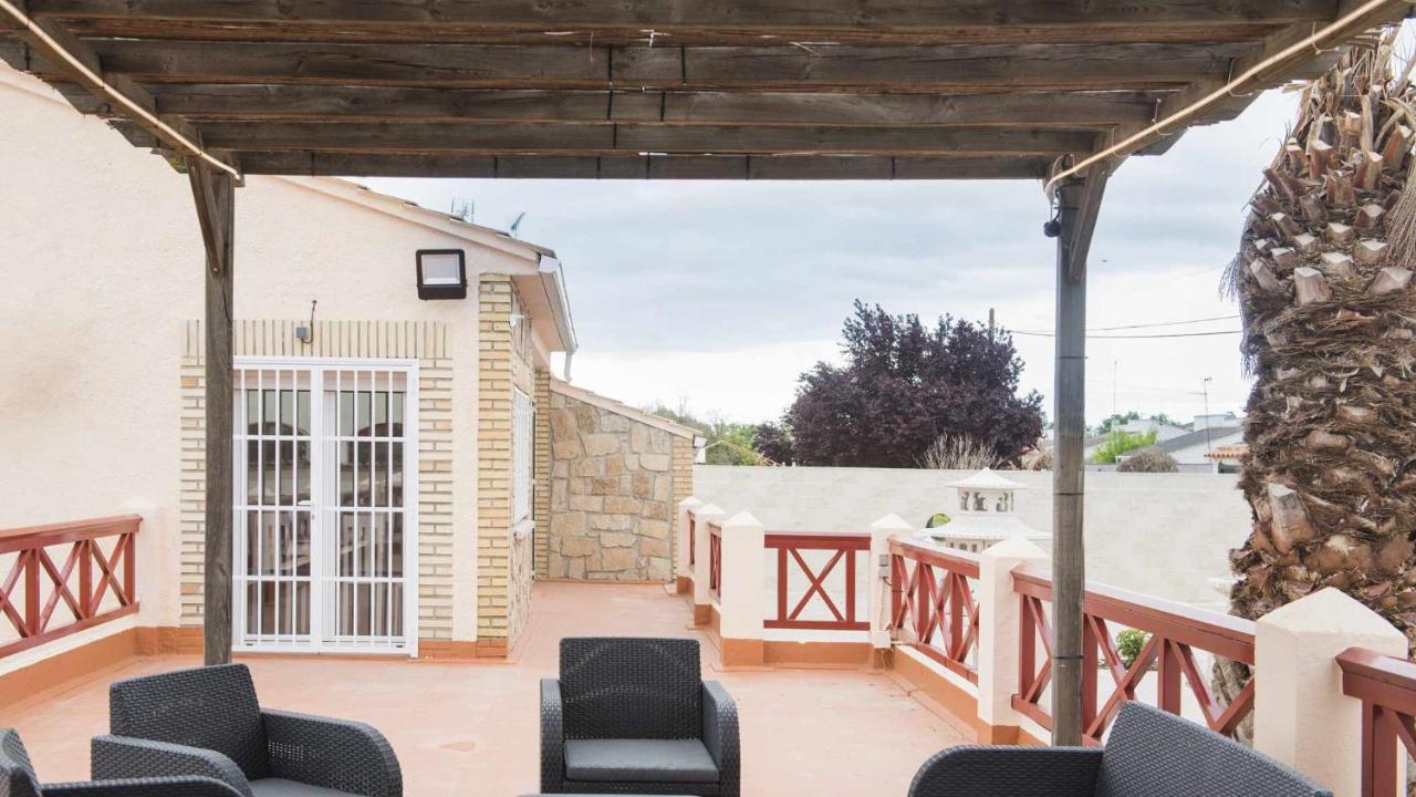 La Casa De La Tinaja Piscina Y Chimenea By Toledo Ap Βίλα Villamiel de Toledo Εξωτερικό φωτογραφία